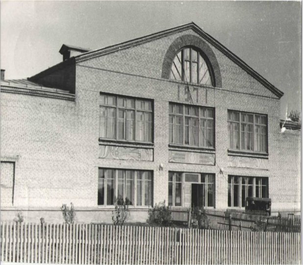Дом культуры с. Ключики,1975 г..jpg