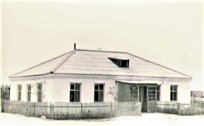 Здание Каргаполовского сельсовета. Сдано в эксплуатацию в 1970 г.