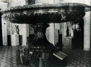Царь-ваза, изготовленная на станке Стрижкова.jpg