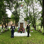 ПАМЯТНИК-АРТАМОНОВО.jpg